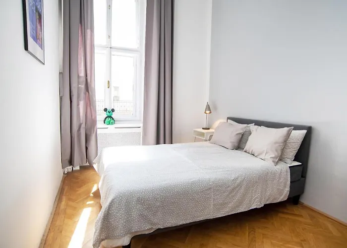 Charming Flat Close To Danube And 4-seasons *