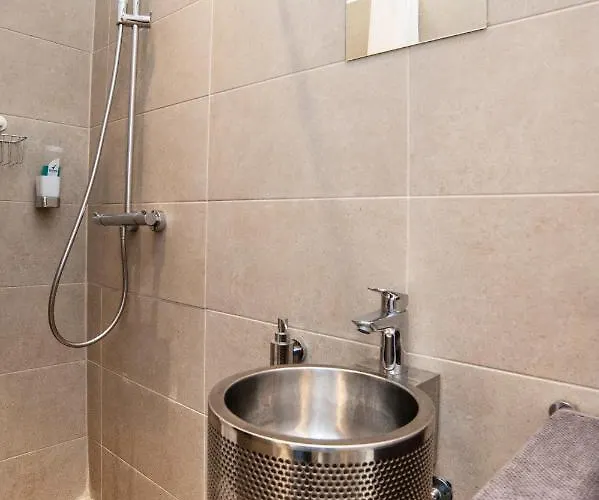 דירה Charming Flat Close To Danube And 4-seasons בודפשט