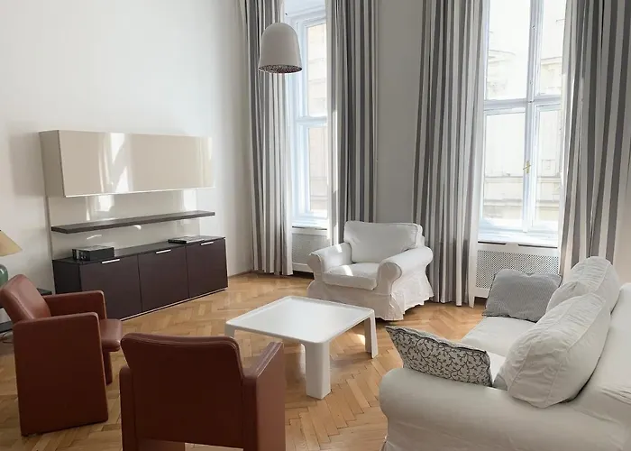 Charming Flat Close To Danube And 4-seasons דירה *
